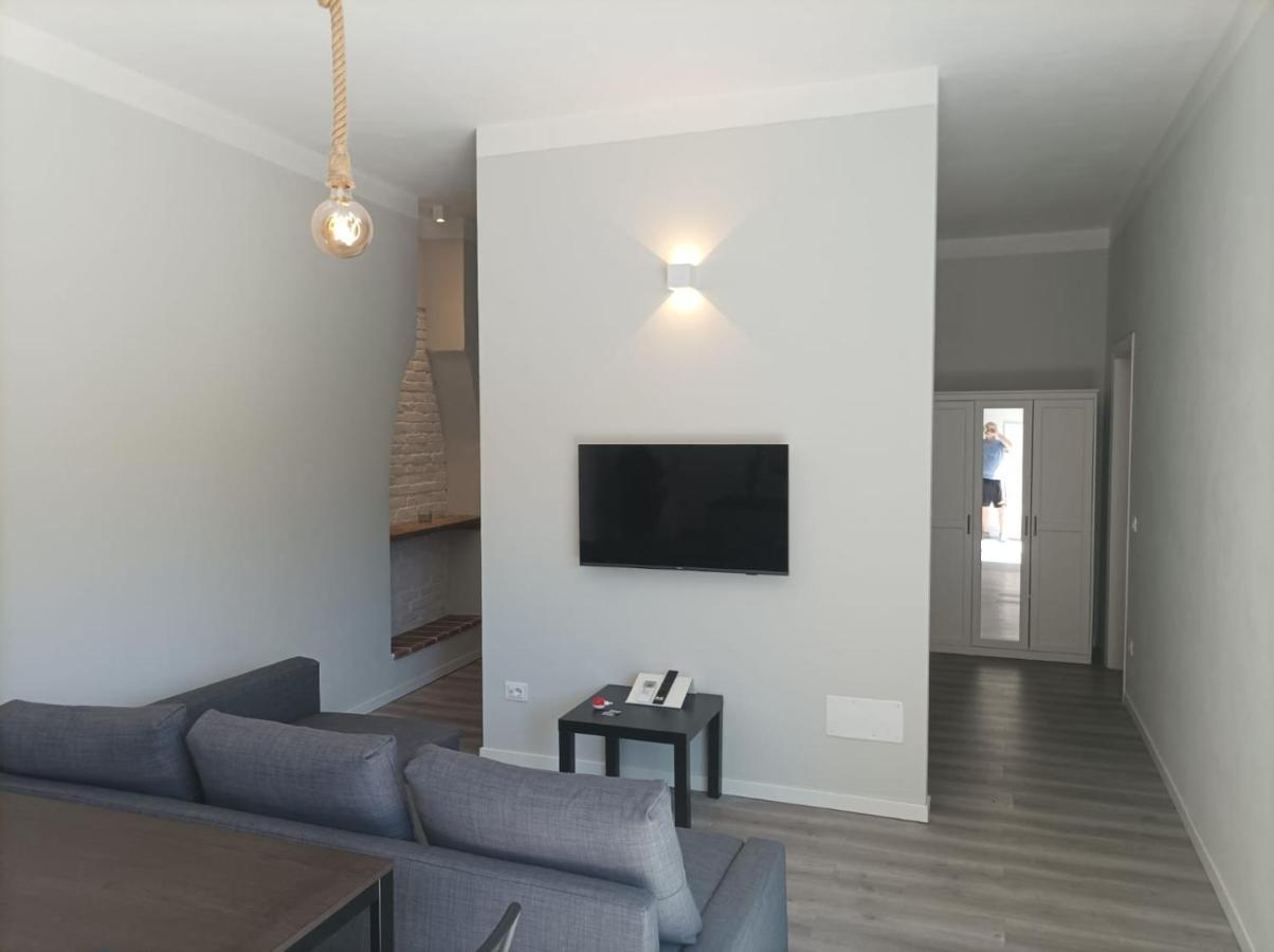 Lucca&Joy Apartment Bagian luar foto