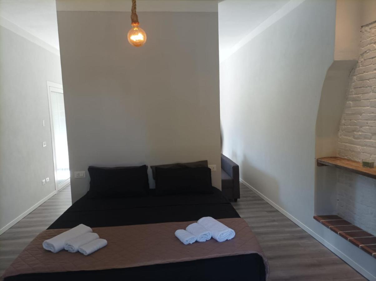 Lucca&Joy Apartment Bagian luar foto