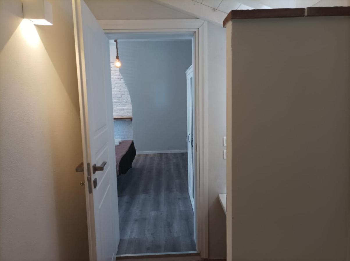 Lucca&Joy Apartment Bagian luar foto