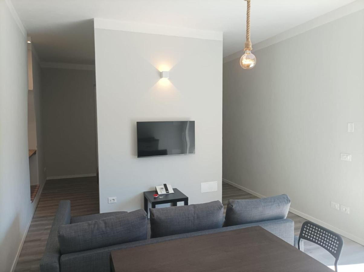Lucca&Joy Apartment Bagian luar foto